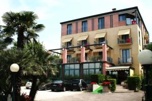 Hotel «Al Castello», Торри-дель-Бенако