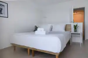 Sea Breeze Hotel, Херсониссос