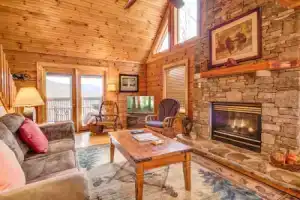 Robin's View - Two Bedroom Home, Севьервилл