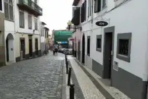 109 Funchal Hostel, Фуншал
