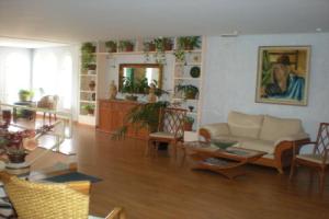 Hotel «Terraza Carmona», Вера
