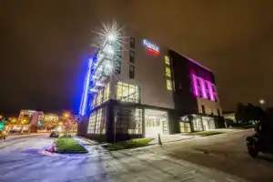 Отель «Fairfield by Marriott Denver Downtown», Денвер
