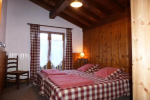 Chalet Ulysse - 5 Pièces pour 8 Personnes 03, Лез-Уш