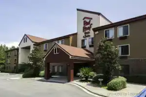Мини-отель «Red Roof Inn & Suites Savannah Airport», Саванна