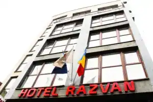 Hotel «Razvan», Бухарест