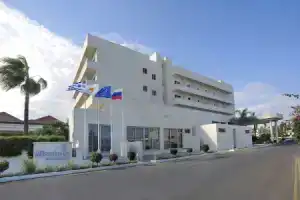 Nissiana Hotel & Bungalows, Айя-Напа