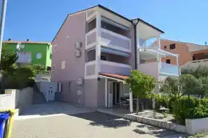 Apartments Marjolovic, Нживице