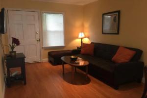 Nice 2 Bedroom in Burbank, Лос-Анджелес