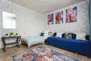 Moment House (Момент Хаус) на улице Ивана Франко 36, Москва