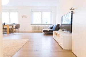- NEU - Große & gemütliche 3 Zimmer Wohnung, Ной-Изенбург