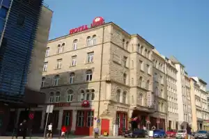 Hotel «Lothus», Вроцлав