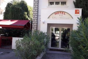 Hotel «les Troenes», Монпелье