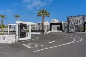 Delfina Beach Hotel, Георгиуполис