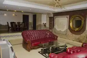 Hotel «Ezio», Кишинев