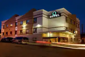 Hotel «q New York», Куинс