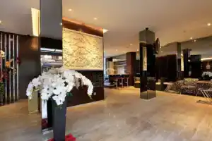 Ohana Hotel Kuta, Кута