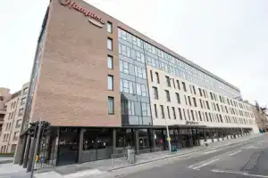 Отель «Hampton By Hilton Edinburgh West End», Эдинбург