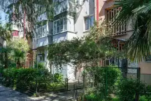 Апартаменты на бульваре Цветной, Сочи
