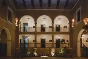 Hotel «Merida», Мерида