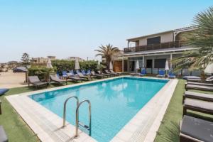 Havana 1 Sea and Pool Apartment, Ираклион