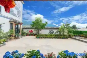 Lijiang Yunbowan Hotel (Sanyi International Airport), Лицзян