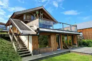 Nice Chalet in Klagenfurt With hot tub, Клагенфурт