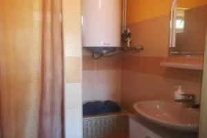 Rózsa Apartman, Альшоэрш