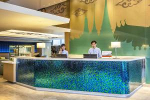 Holiday Inn Express Bangkok Sukhumvit 11, An Ihg Hotel - Sha Extra Plus, Бангкок