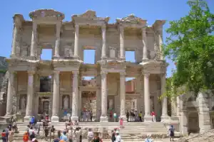 MarİNa Hotel, Измир