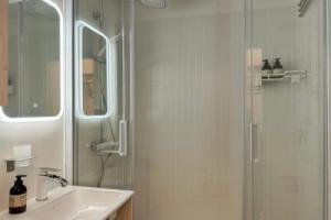 Карельский лось на проспекте Ленина 4, Петрозаводск