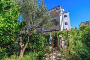Apartments Olgi, Цриквеница