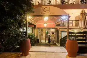 Galaxy Hotel, Афины
