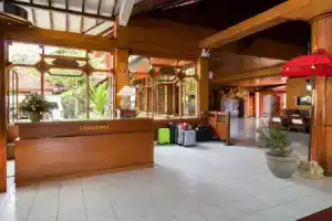 Grand Istana Rama Hotel, Кута