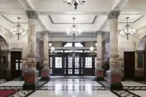 Club Quarters Hotel Trafalgar Square, London, Лондон
