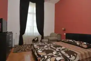 Апарт-отель «Le Petit Chateau», Бар