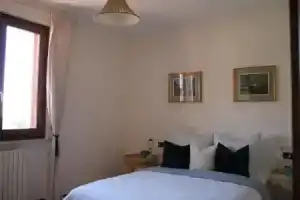 Casa Cecilia, 2 Bedrooms, 1 Bathroom, Lake View, Pool, Гардоне-Ривьера