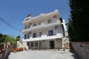 Апартаменты «Vila Anhel», Ксамил
