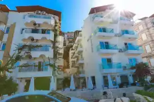 Belinda Hotel, Каш