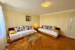 Apartmani Ruža, Цриквеница