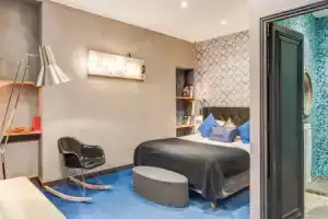 Ze Hotel, Париж