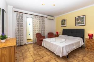 Apartment - 3 Bedrooms with WiFi and Sea views - 107925, Порт-де-Полленка
