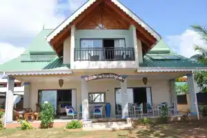 Гостевой дом «Le Relax Beach House», остров Ла-Диг