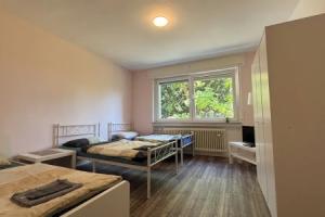 Three Bedroom Comfort Apartment Maintal, Франкфурт-на-Майне