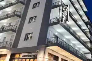 Queens Leriotis Hotel, Пирей
