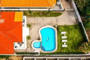 4 Bedroom Private Pool Villa - OV10, Хуахин