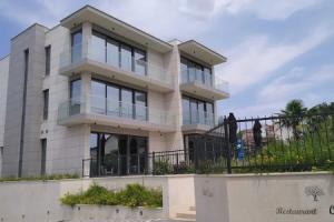 HotelOscar, Кастель Стафилич
