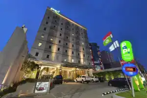 Pop! Hotel Pasar Baru Jakarta, Джакарта