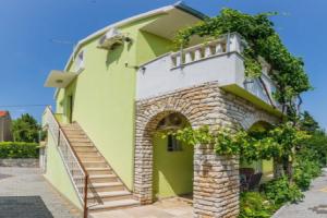 House Grgin, Кастель Стари
