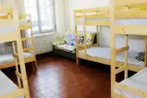 Easy&Fast, Милан