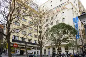 MadVibes Hostel Gran Vía, Мадрид